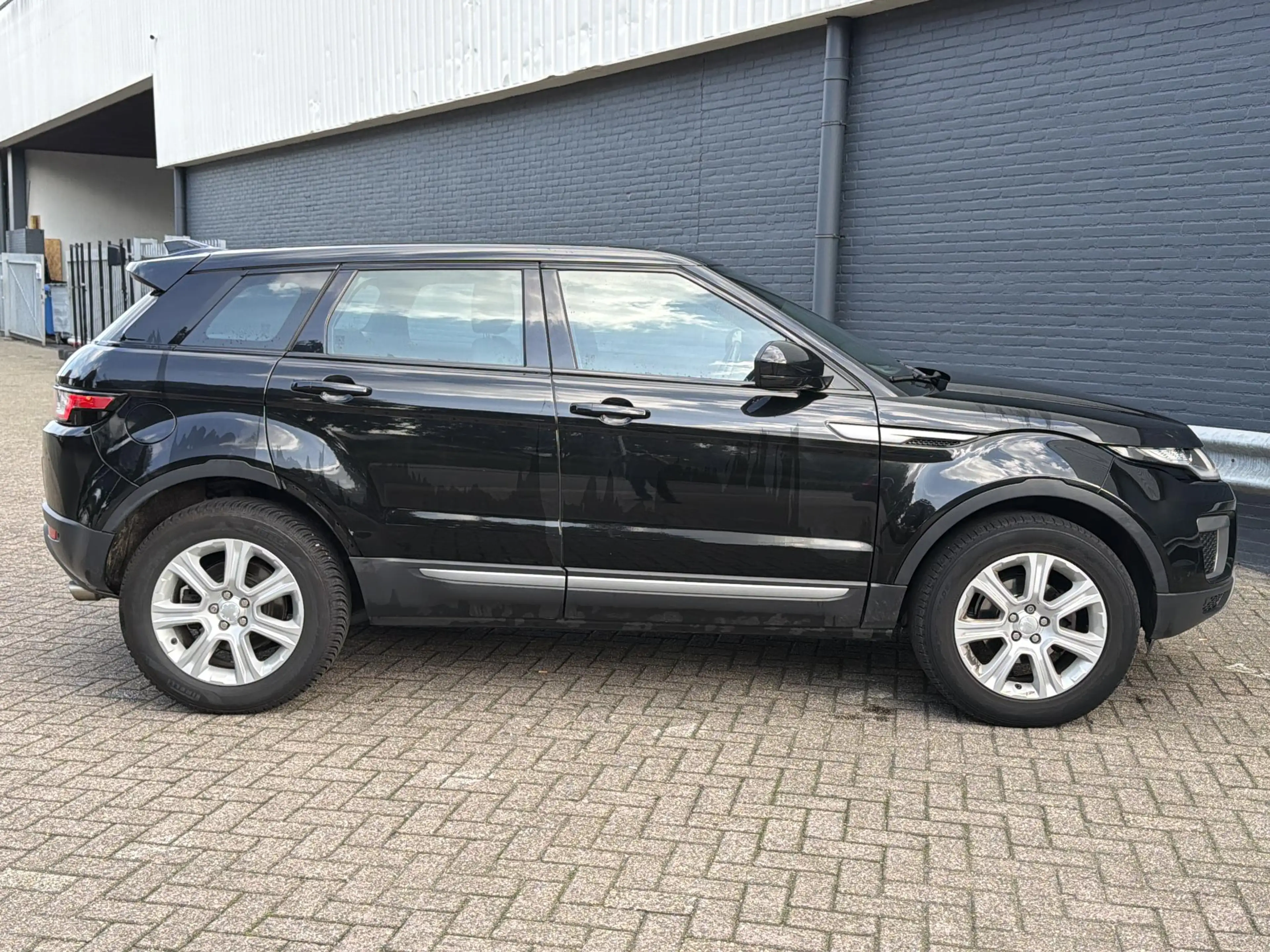 Land Rover Range Rover Evoque 2.0 eD4 SE | Pano | Cruise | Climate | Trekhaak | — photo 7