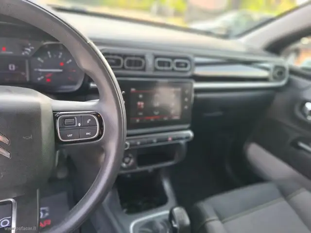 Citroen C3 view 11