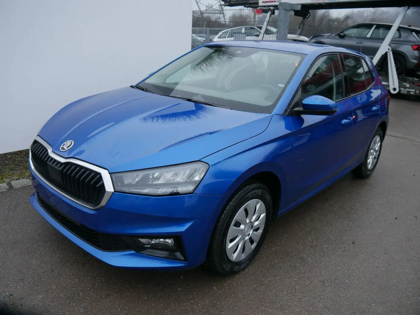 Skoda Fabia Selection 1.0 TSI *NAVI-ÜBER-SMARTLINK*LED*PDC-... Blau - 1