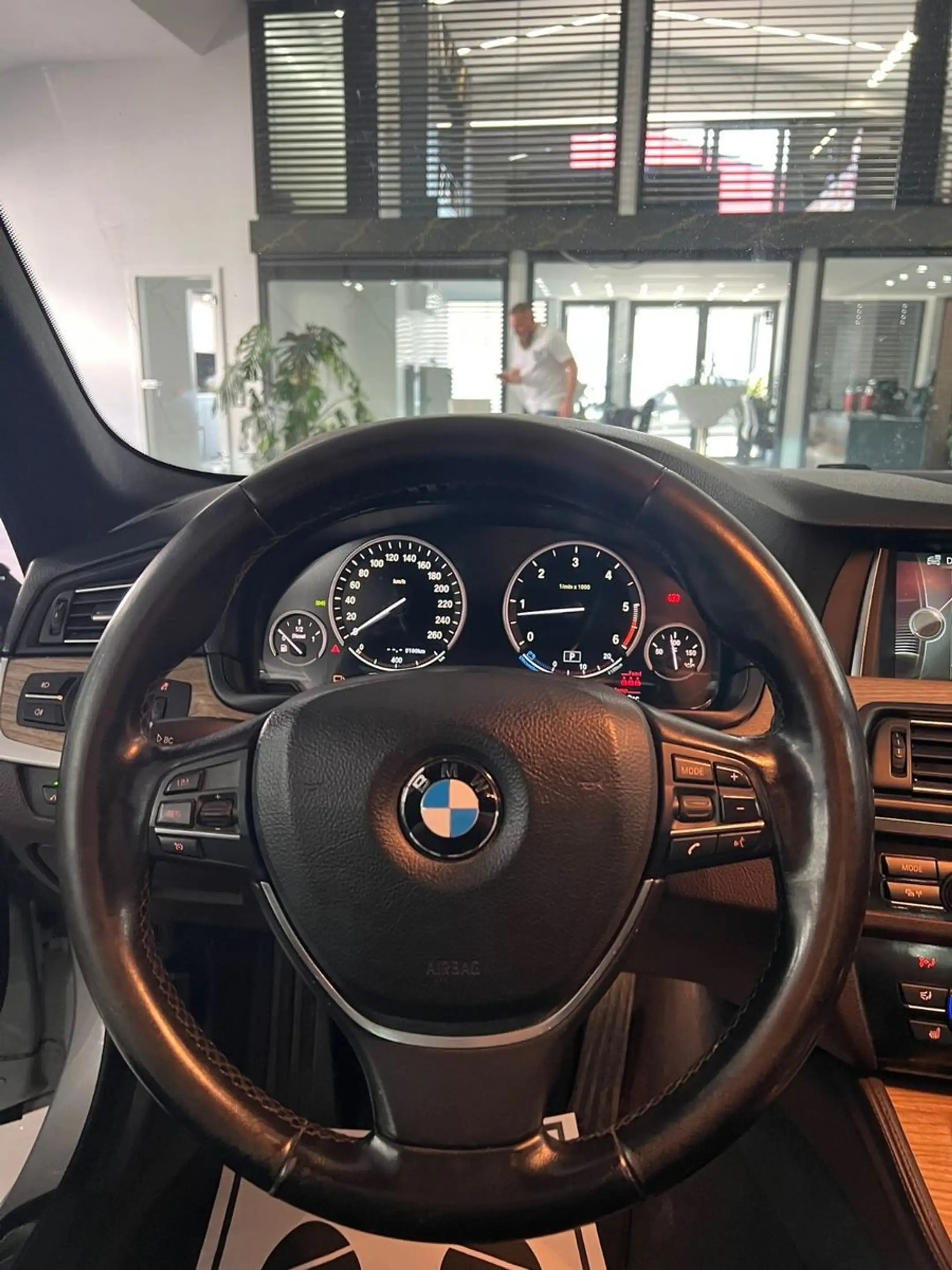 BMW 535 d xDrive |M-Paket|Xenon|Leder|Luxury| — photo 9