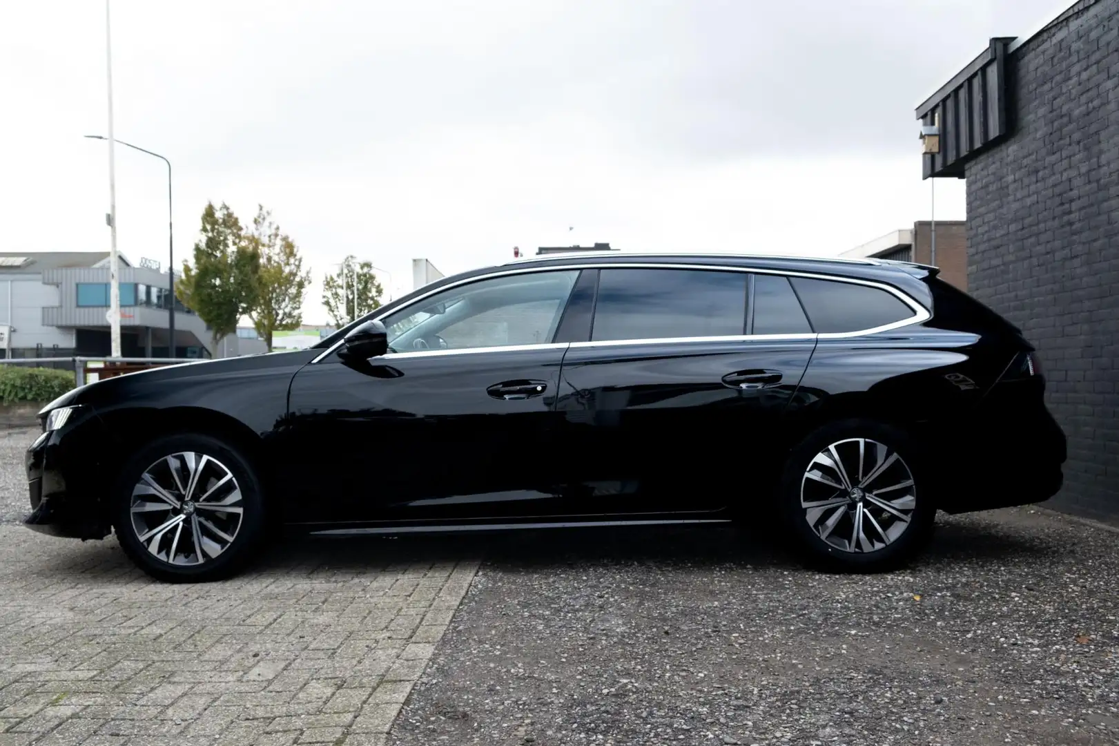 Peugeot 508 SW 1.2 PureTech Allure Pack | Carplay | Camera | N Negro - 2