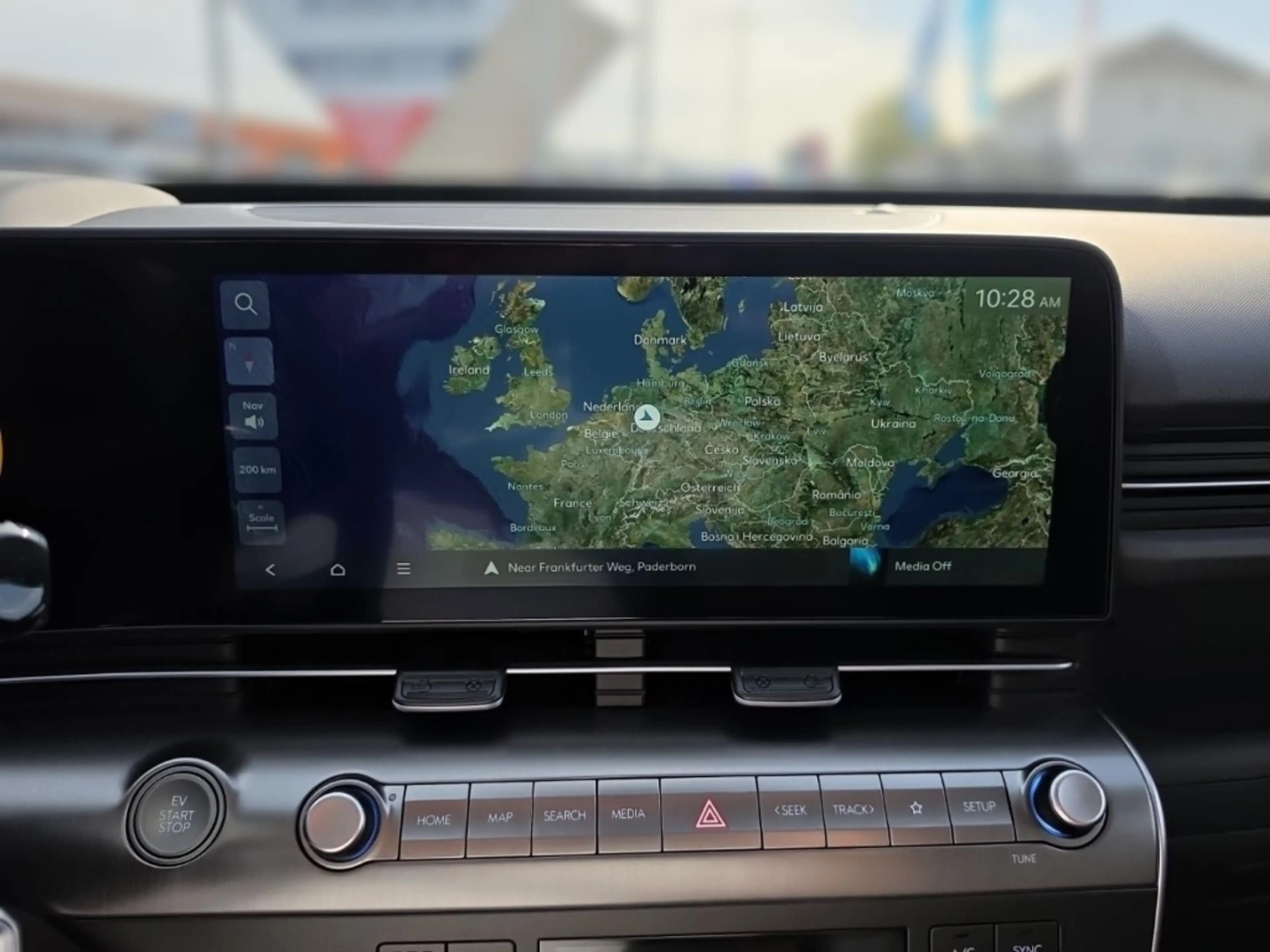Hyundai KONA Prime Elektro 2WD 64 StandHZG Navi Digitales Cockp — photo 8