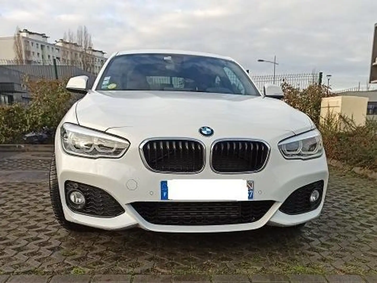 BMW 118 SERIE 1 F21 LCI (03/2015-06/2017)  150 ch Sport A Blanc - 1