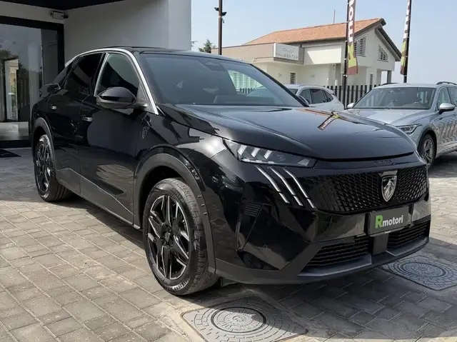 Peugeot 3008 main image