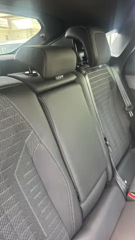 Peugeot 3008 view 9