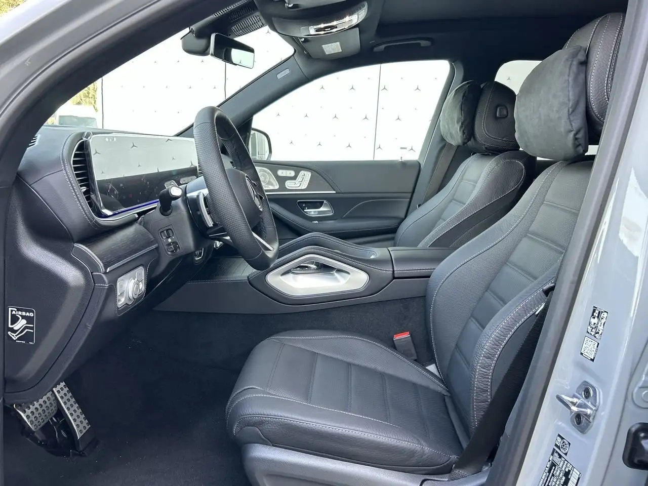Mercedes-Benz GLS снимка Mercedes-Benz GLS