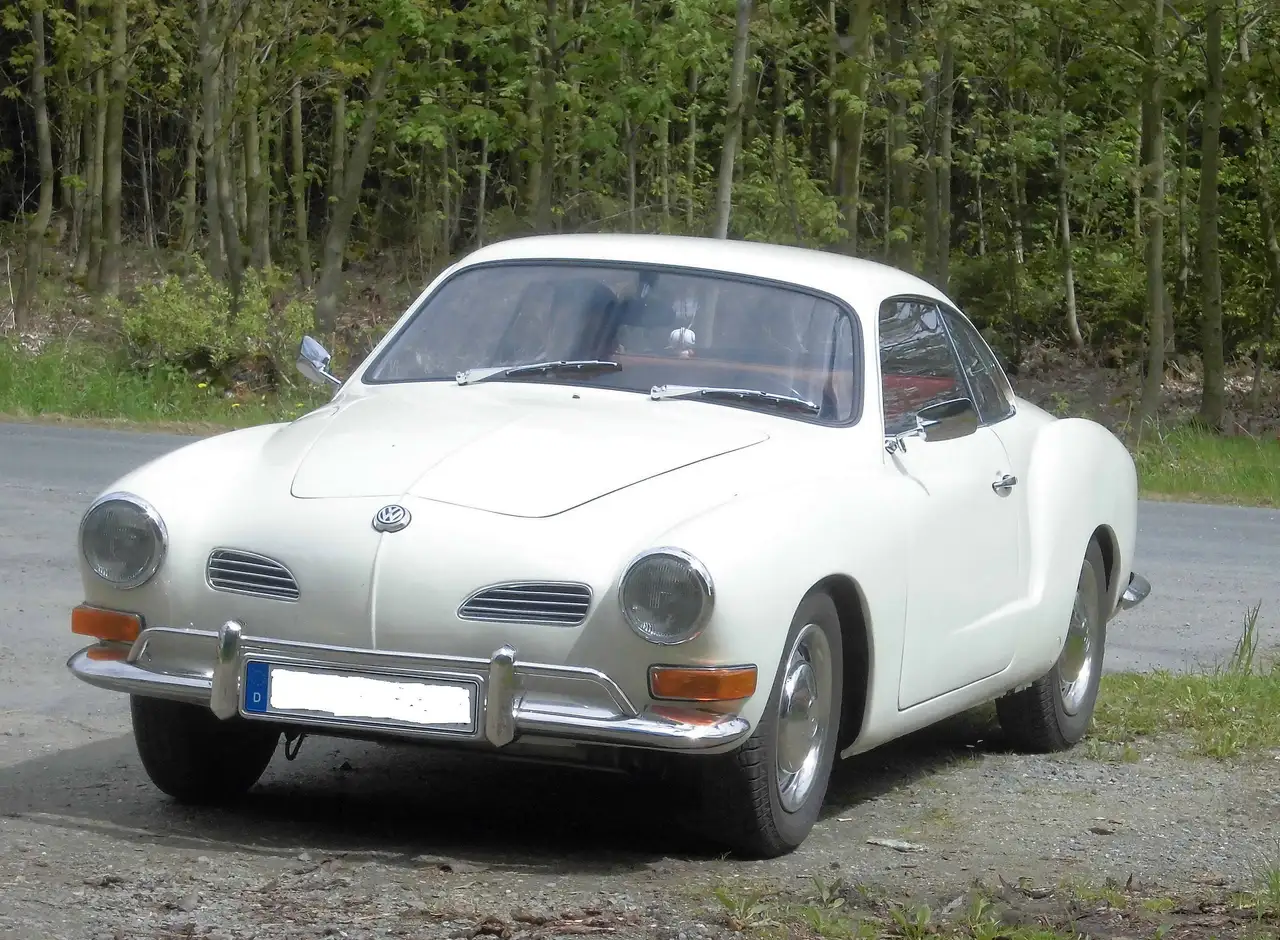 Volkswagen Karmann Ghia