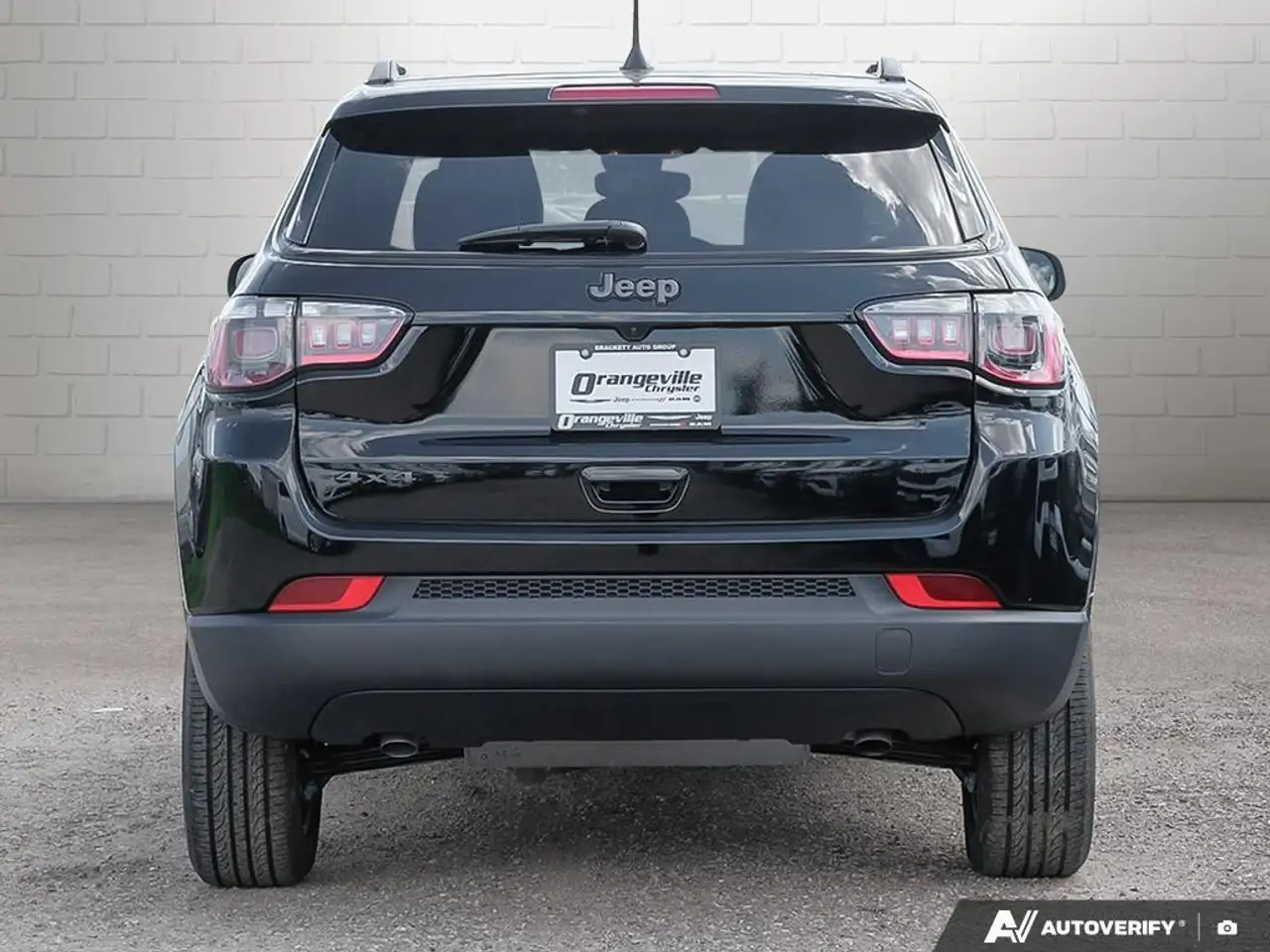 Jeep Compass снимка Jeep Compass