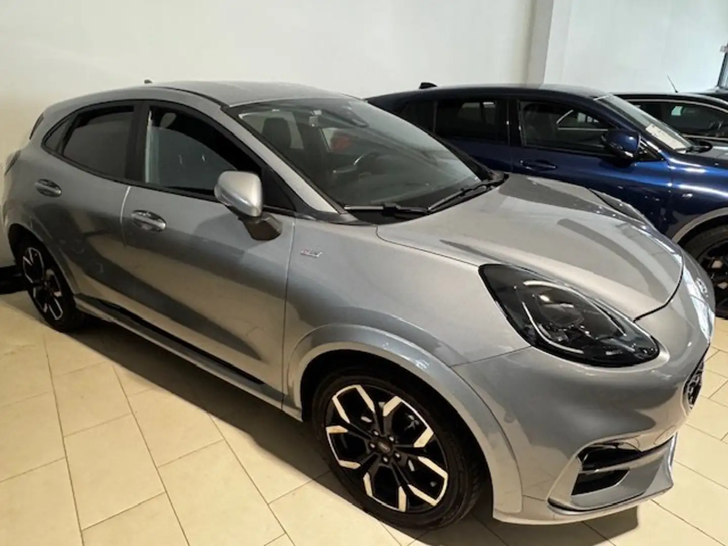 Ford Puma 1.0 ecoboost Hybrid 125cv  ST-Line X Argento - 1