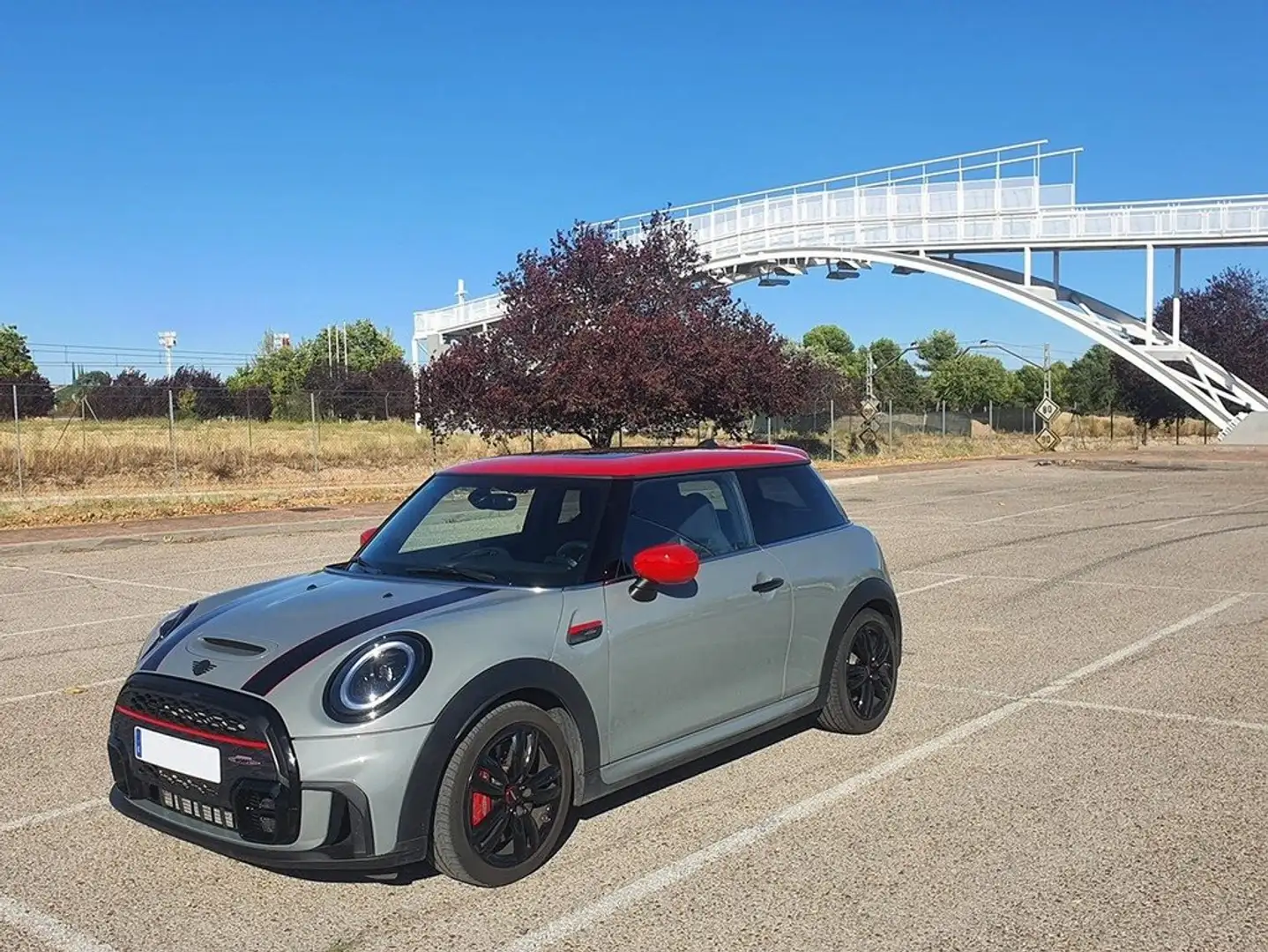 MINI Cooper JCW 331cv - 1