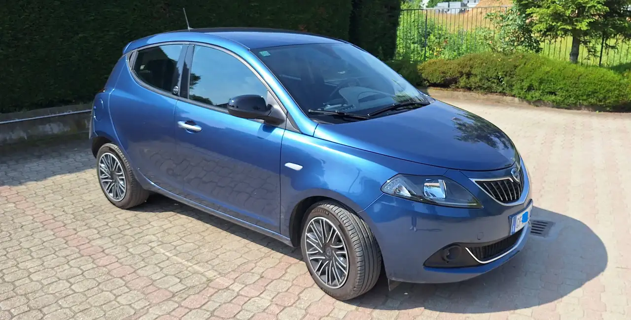 Lancia Ypsilon 2021