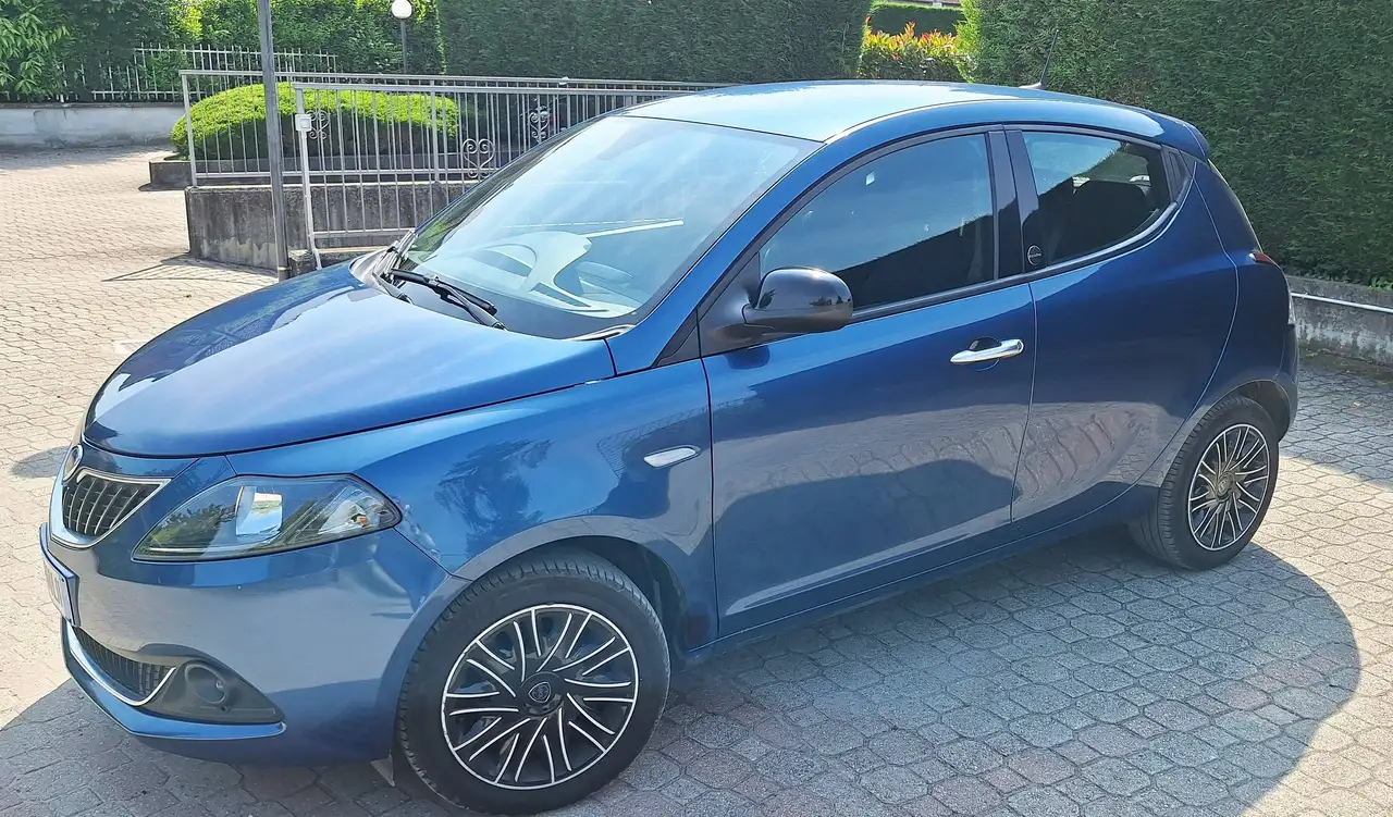 Lancia Ypsilon 2021
