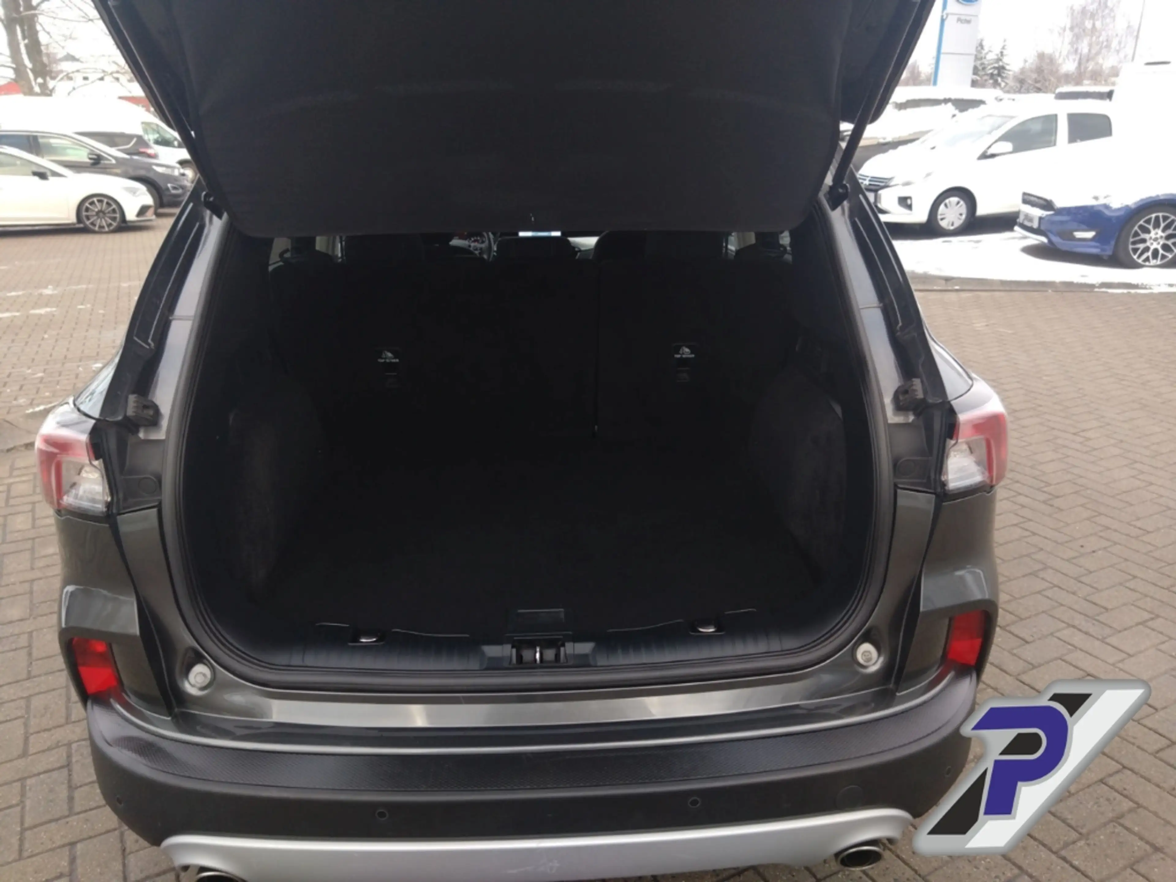 Ford Kuga PHEV Titanium NAVI+KEYFREE+WINTER-PAKET — photo 11