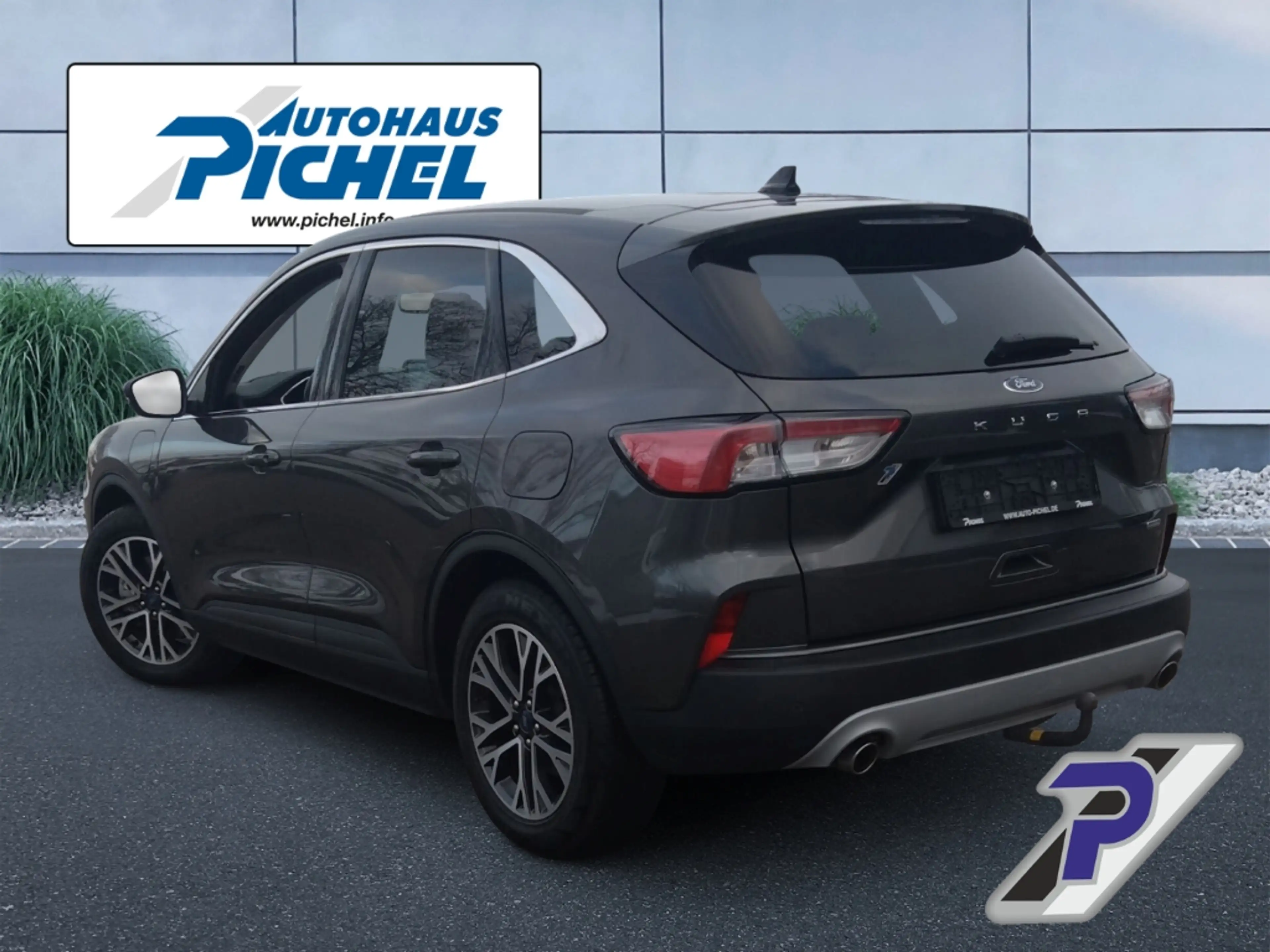 Ford Kuga PHEV Titanium NAVI+KEYFREE+WINTER-PAKET — photo 4