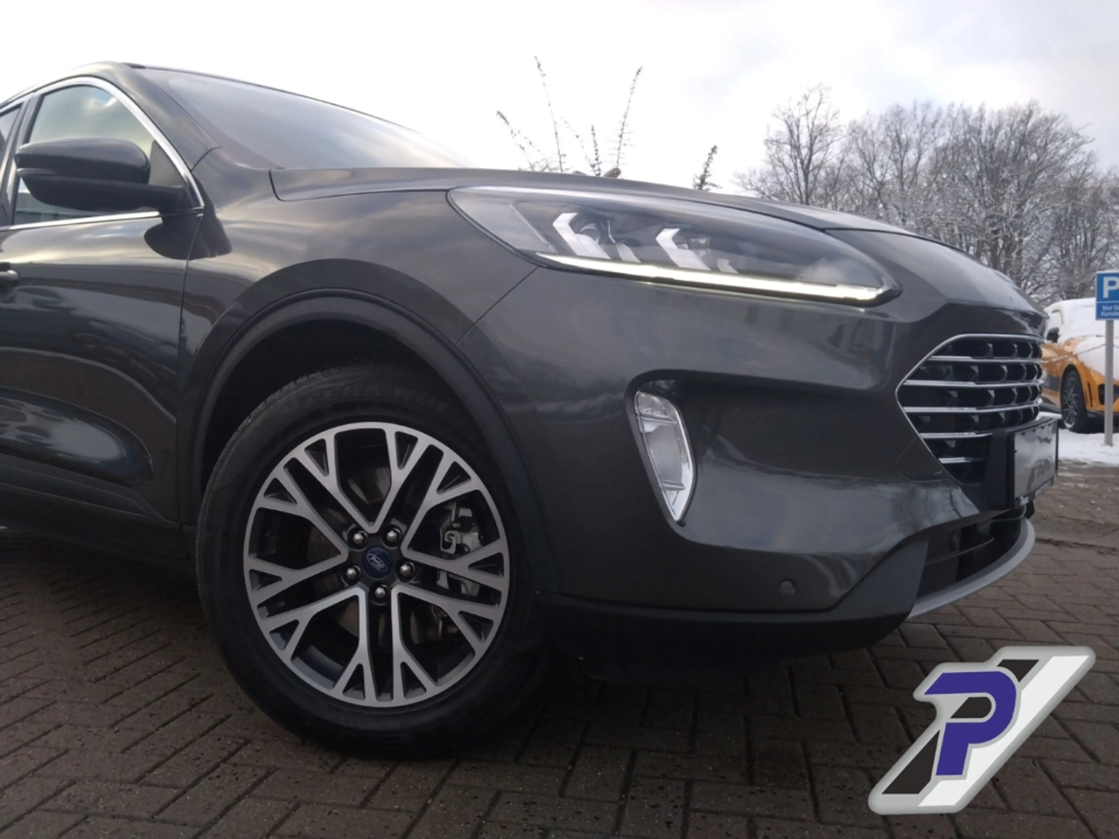 Ford Kuga PHEV Titanium NAVI+KEYFREE+WINTER-PAKET — photo 10