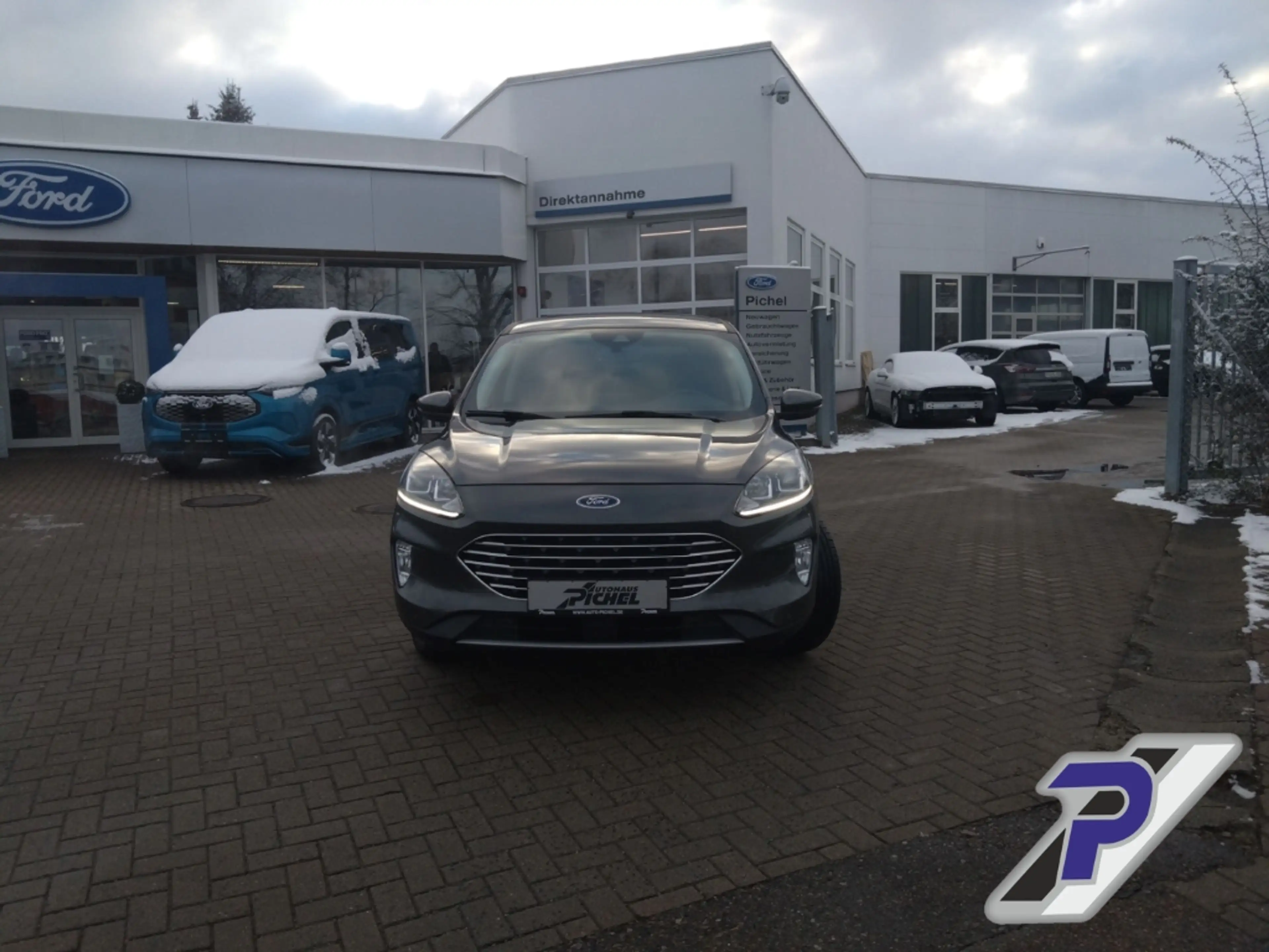 Ford Kuga PHEV Titanium NAVI+KEYFREE+WINTER-PAKET — photo 9