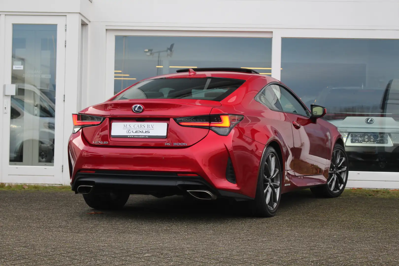 Lexus RC 300h Hybrid F-Sport Premium I Mark Lev. I Open dak I Fa Kırmızı - 2