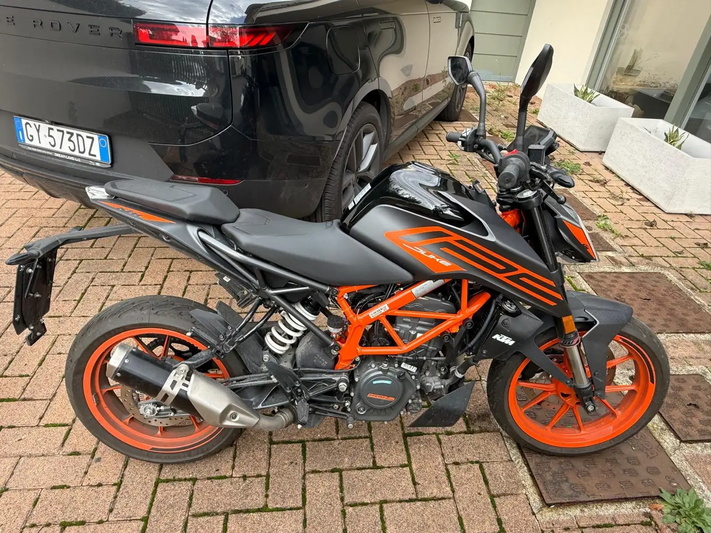 KTM 125 Duke Nero - 1