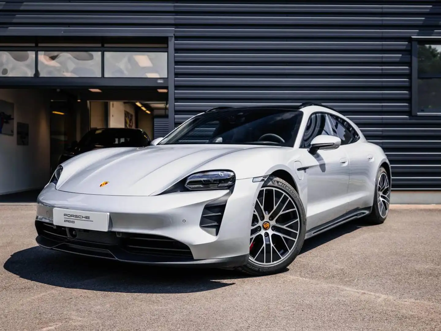Porsche Taycan Taycan GTS Sport Turismo Argento - 1