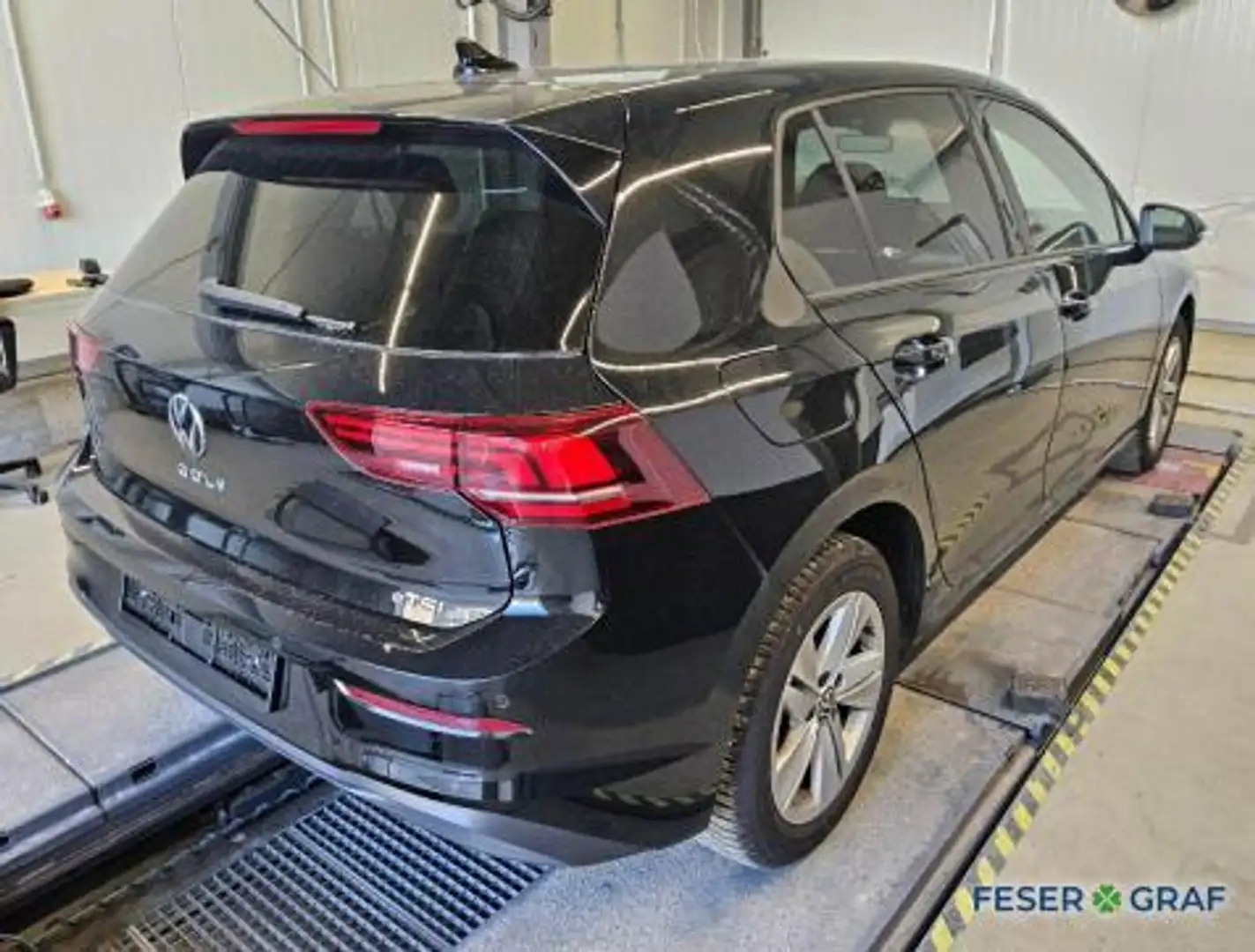 Volkswagen Golf VIII Life 1.5 eTSI DSG/LED/Rear View/Sitz+Lenkradh Schwarz - 2