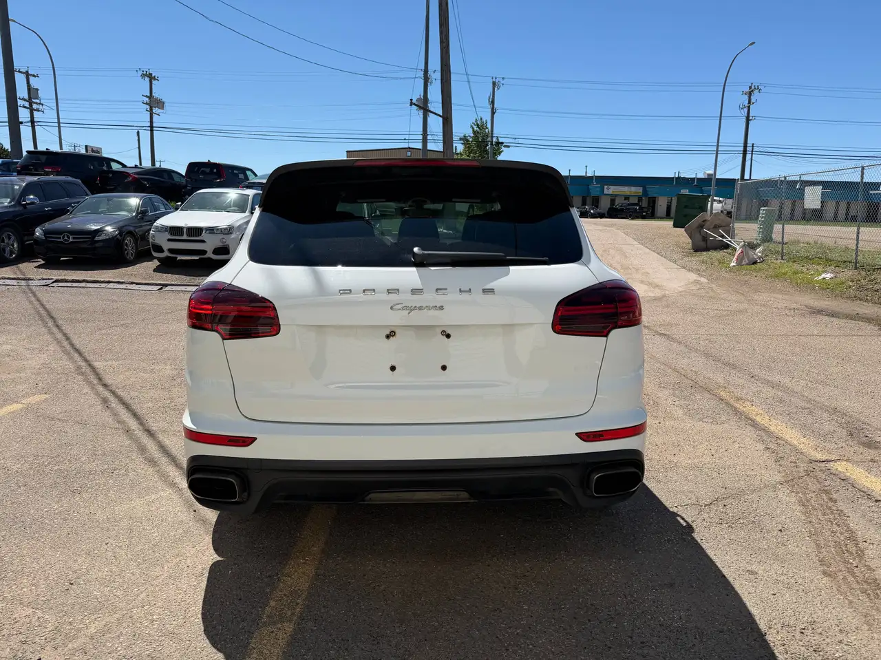 Porsche Cayenne снимка Porsche Cayenne