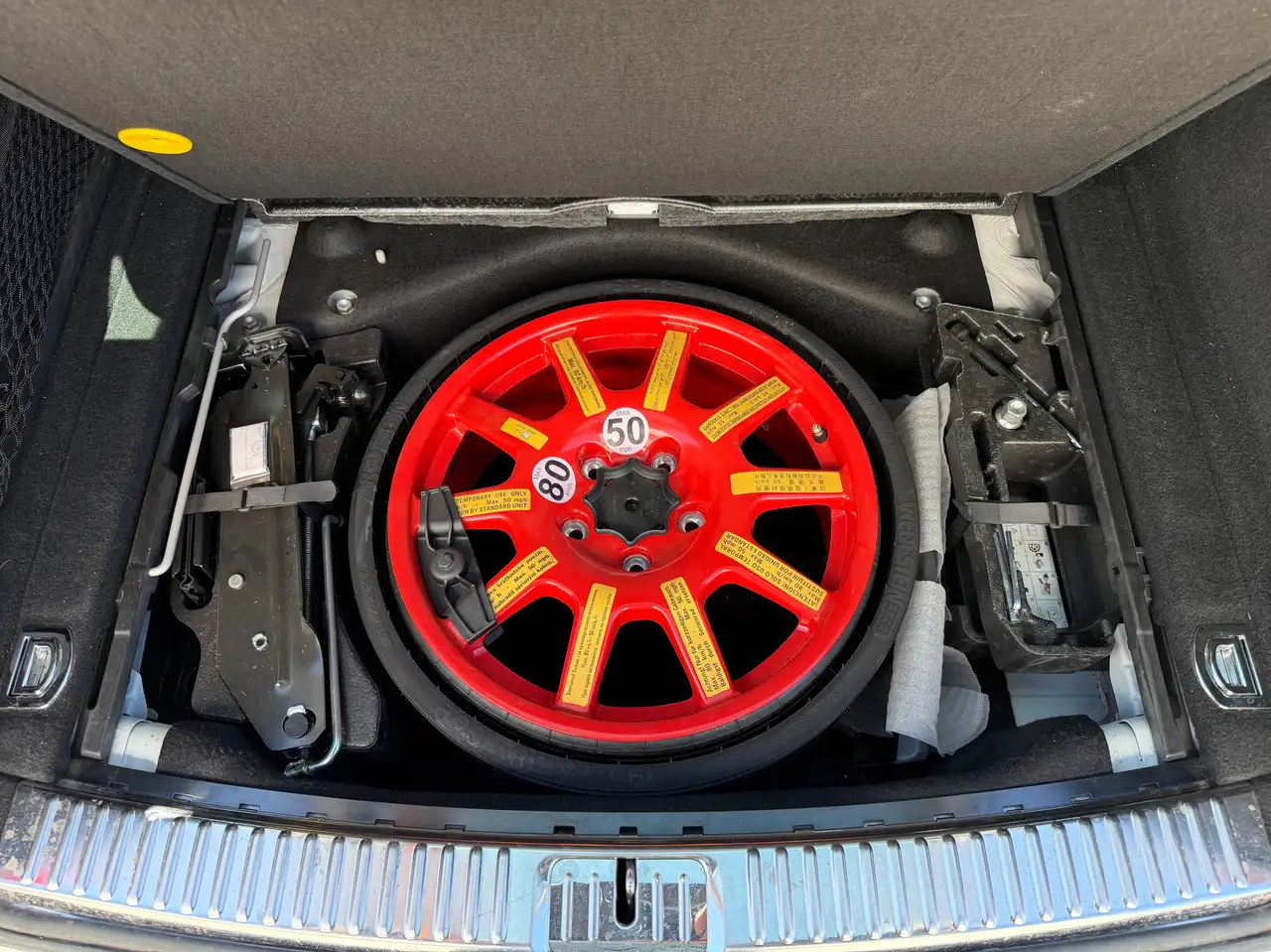 Porsche Cayenne снимка Porsche Cayenne
