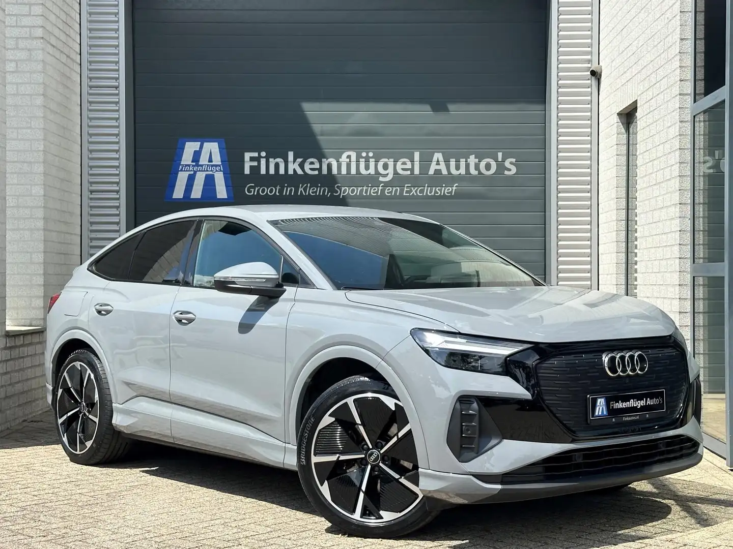 Audi Q4 e-tron Sportback 35 Edition BTW |Nardo |Navi |21'' |Apple Grijs - 1
