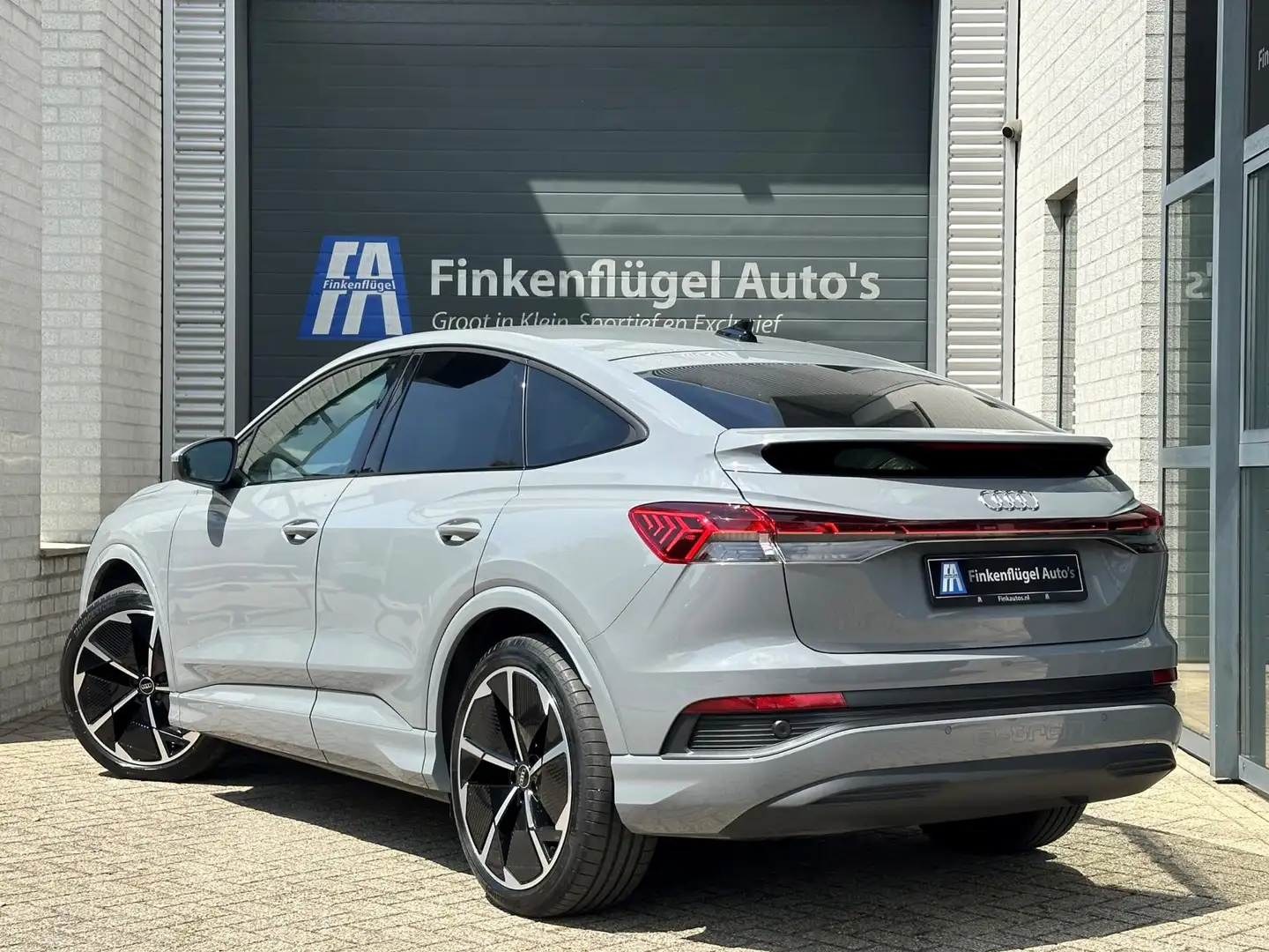 Audi Q4 e-tron Sportback 35 Edition BTW |Nardo |Navi |21'' |Apple Grijs - 2