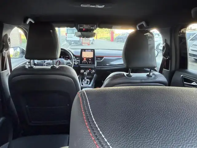 Renault Arkana view 12