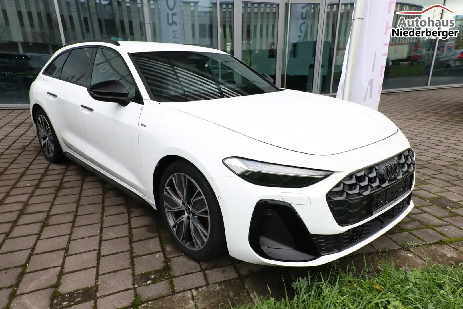 Audi A5 Avant S line TDI 204 2xS Tech ExtP Nav SHZ Kam ... Weiß - 2