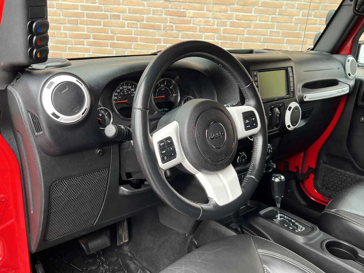 Jeep Wrangler 2.8CRD Sport automaat "grijs" kenteken Rosso - 2