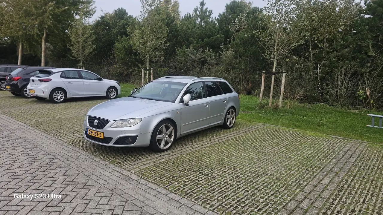 SEAT Exeo