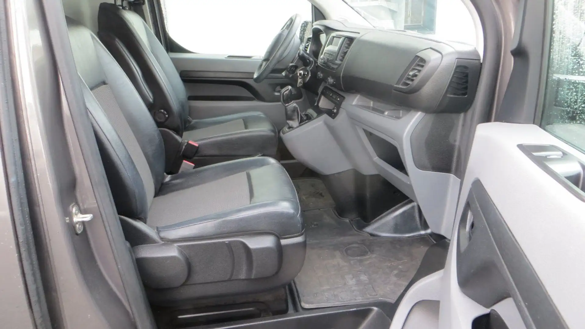 Peugeot Expert LONG 1.6 HDI 95cv,PREMIUM PACK, L2H1 , 1ere Main Grau - 2