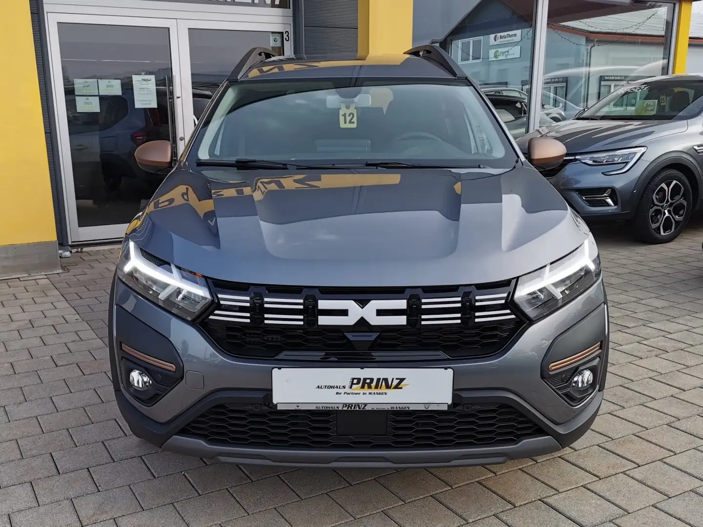 Dacia Jogger TCE 110 Extreme+ 7 Sitzer [SHZ*NAVI*LED*Kamera] Grau - 2