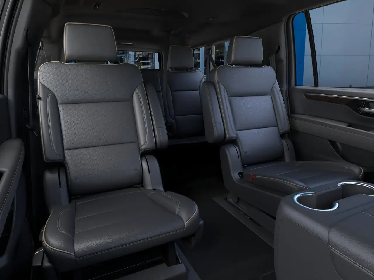 Chevrolet Suburban снимка Chevrolet Suburban