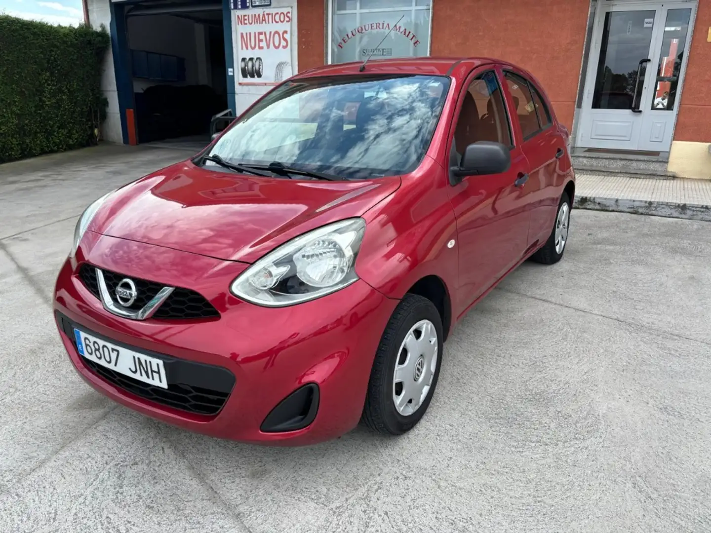 Nissan Micra 1.2 Tekna Burdeos - 1