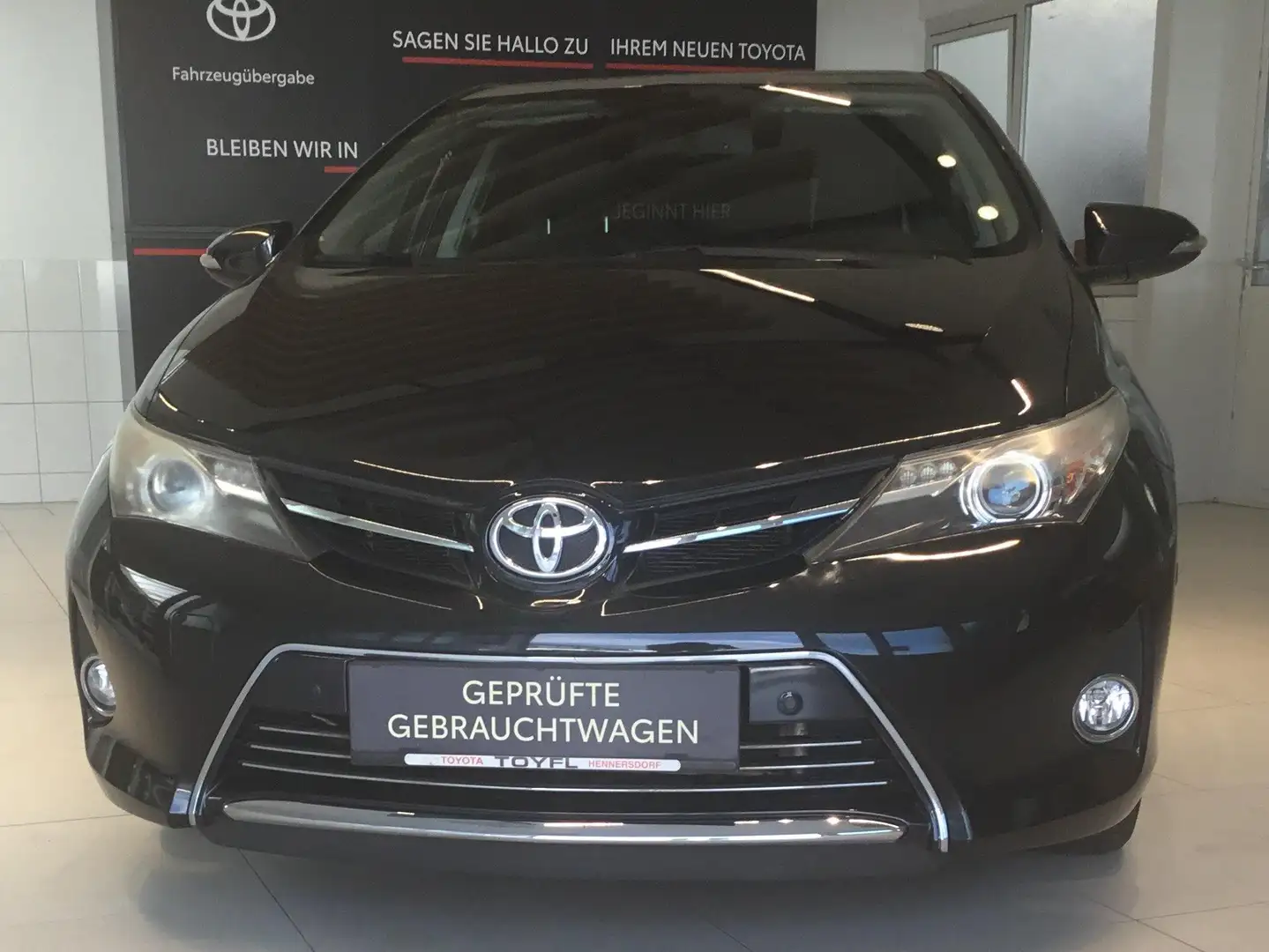 Toyota Auris Auris 1,6 Valvematic Lounge Lounge Schwarz - 2