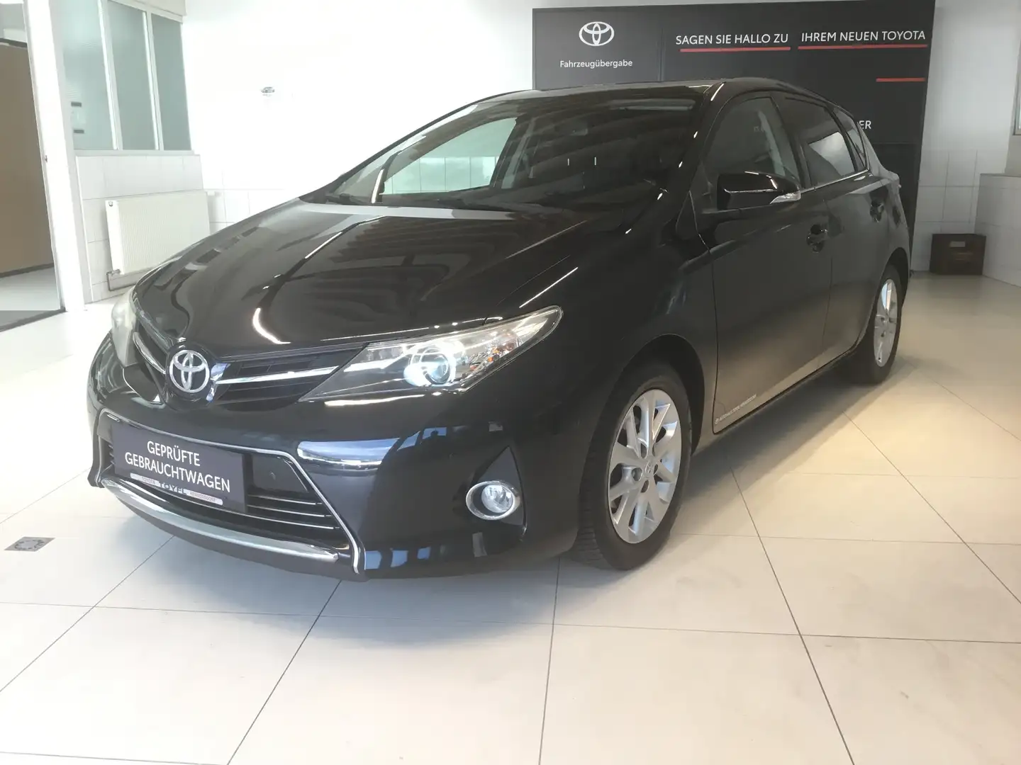 Toyota Auris Auris 1,6 Valvematic Lounge Lounge Schwarz - 1
