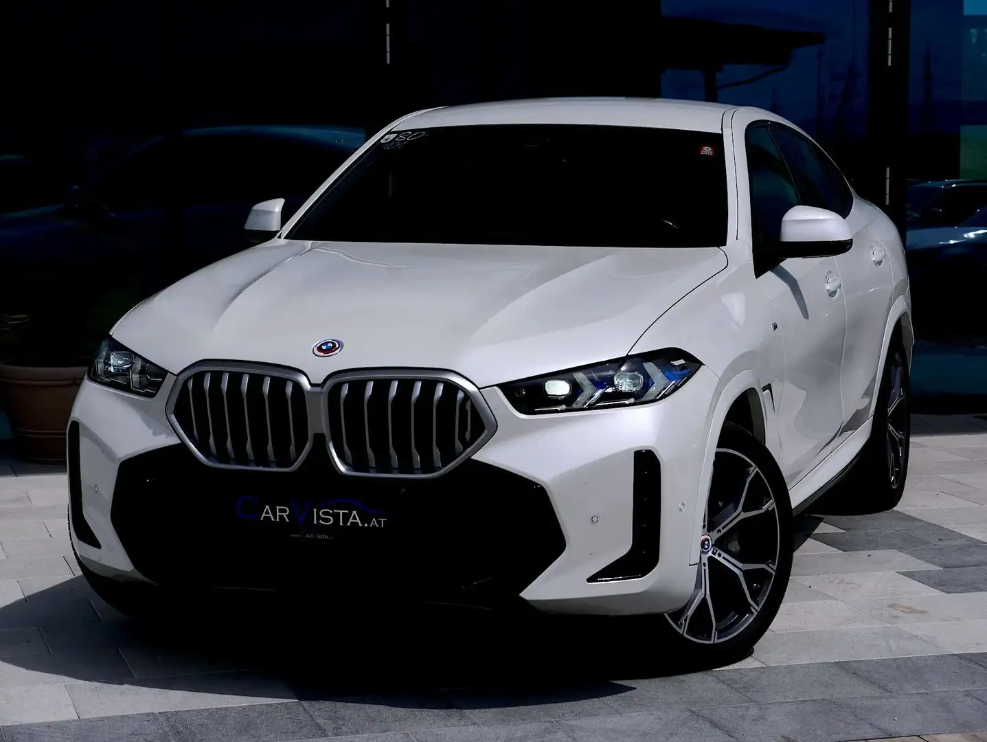 BMW X6 xDrive30d Aut. M-Sport *Care paket bis 09/2027* Weiß - 1