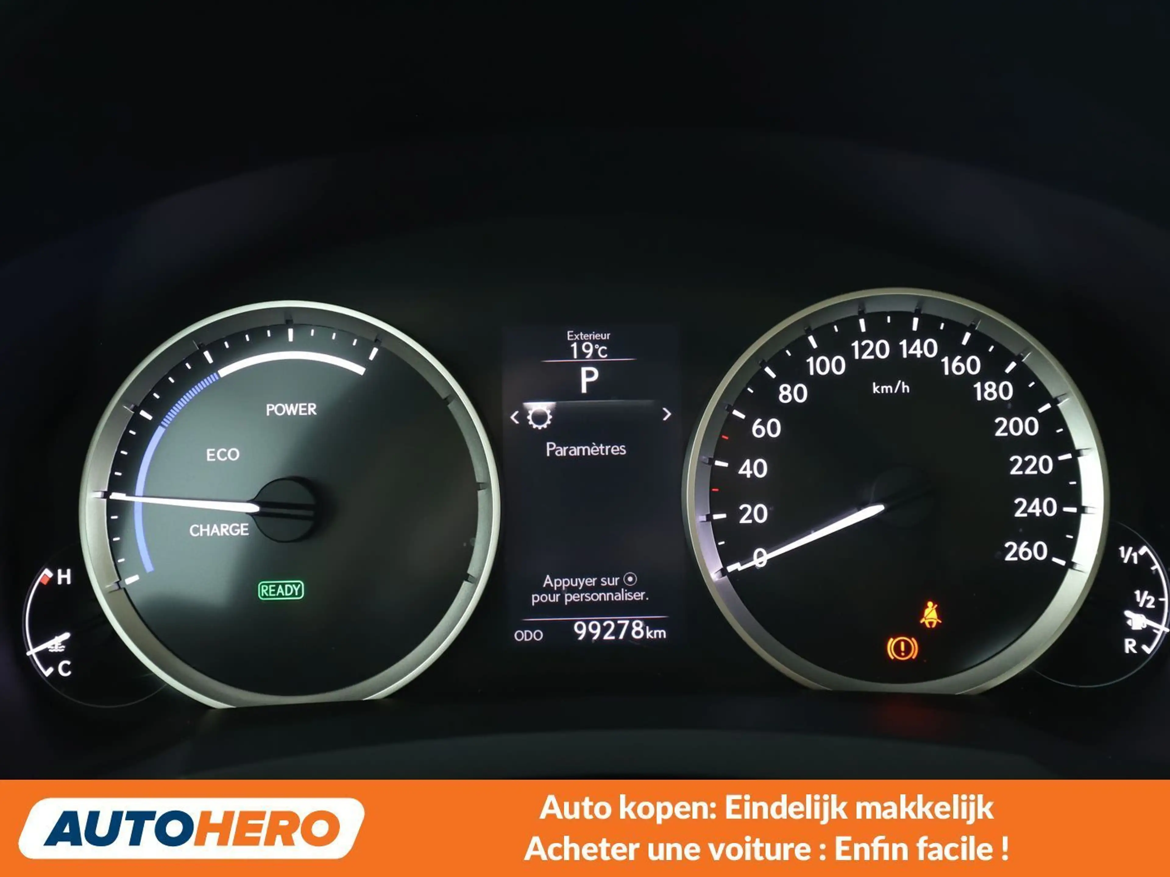 Lexus IS 300 IS 300h — photo 6
