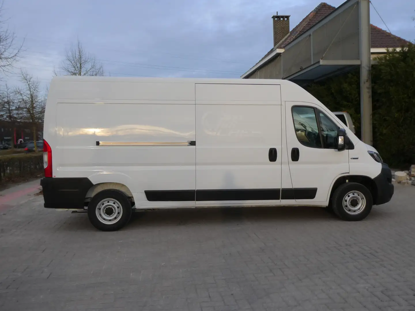Fiat Ducato Ducato 2,2d L3H2 3pl. AC, Cruise, Camera, Garantie Weiß - 2
