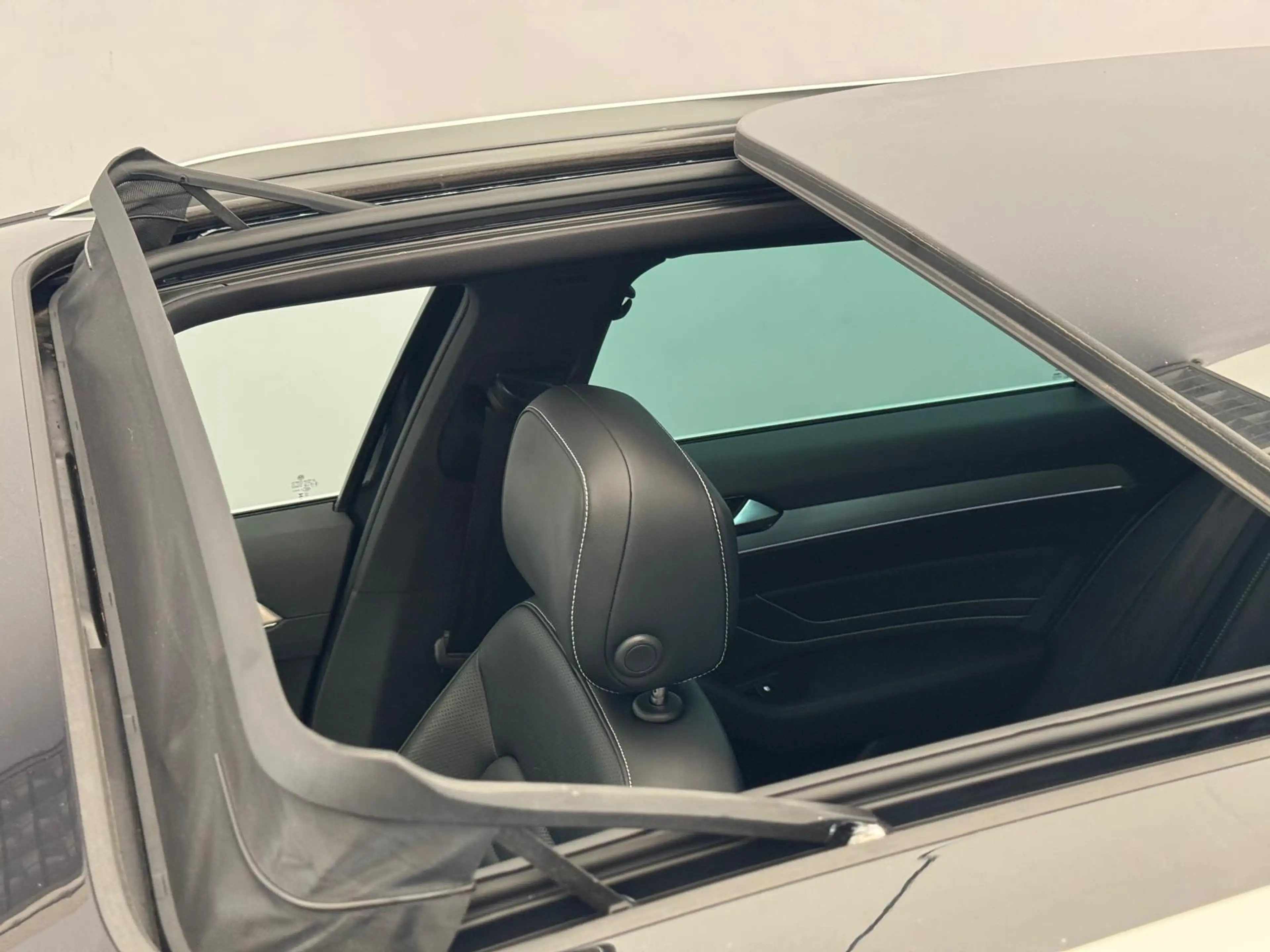 Volkswagen Passat ALLTRACK 2.0TDI 4M DSG+PANO+STHZ+HUD+360°KAMERA... — photo 13