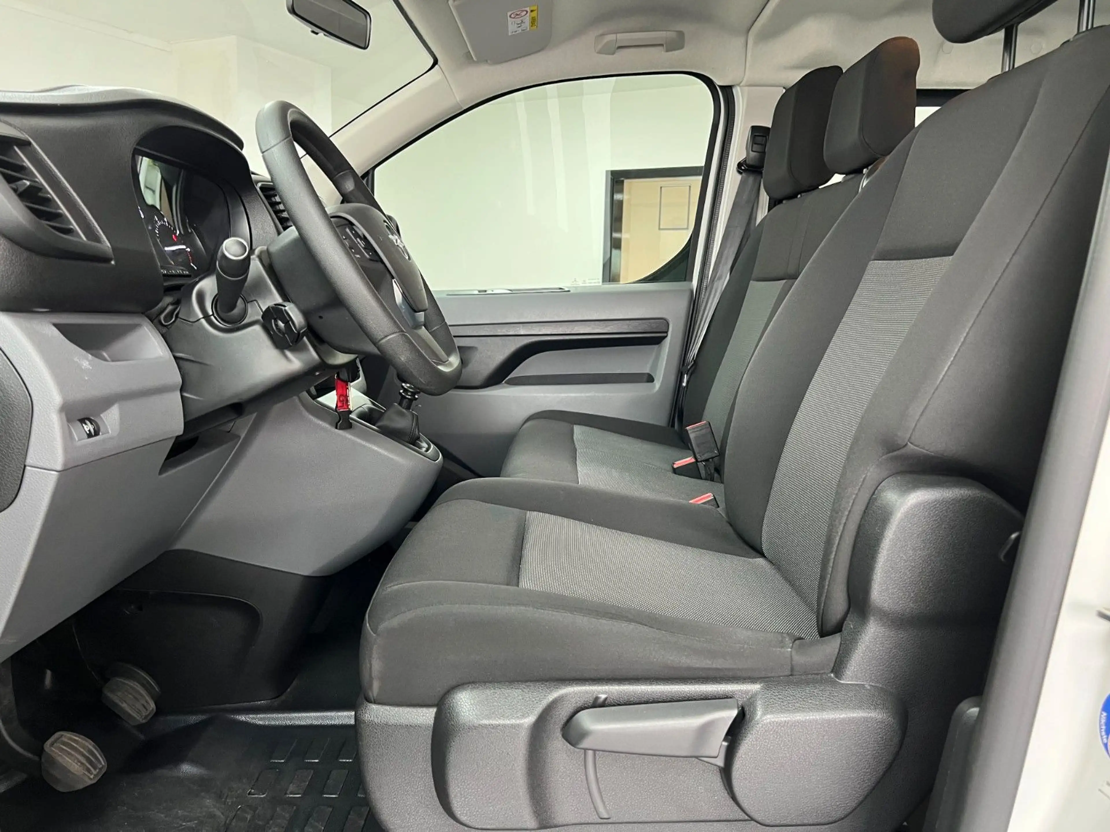 Opel Vivaro Kombi/NAVI/KAM /CARPL/DAB/TEMP/9Sitz — photo 7
