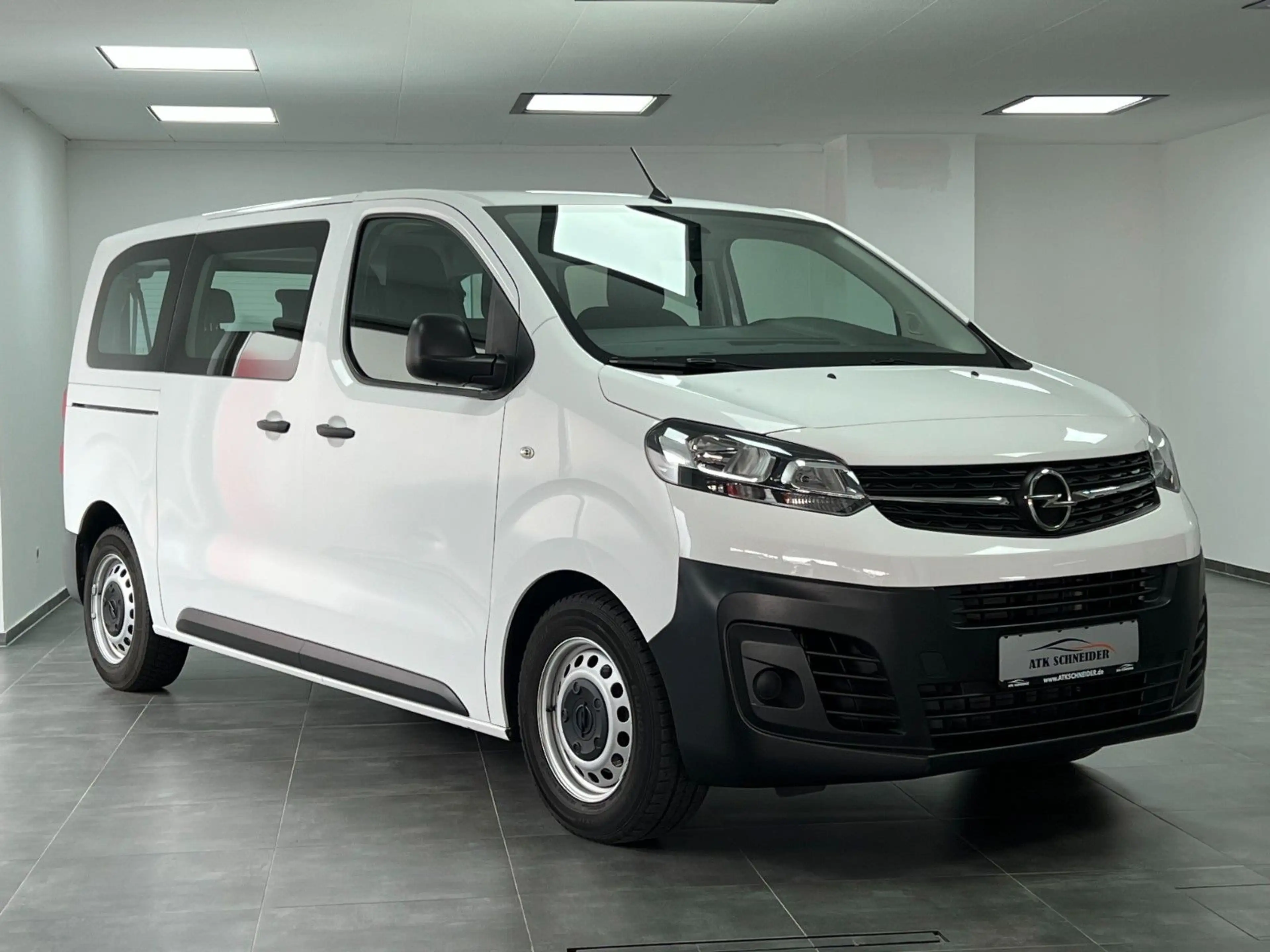 Opel Vivaro Kombi/NAVI/KAM /CARPL/DAB/TEMP/9Sitz