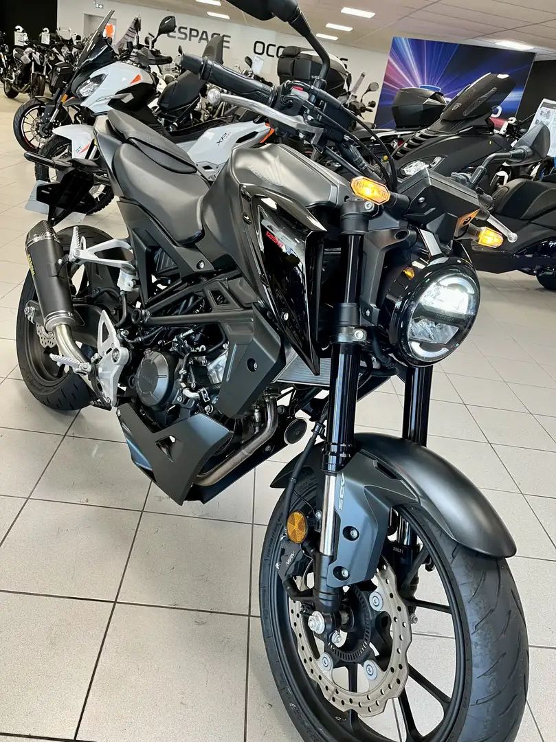 Honda CBF 125 Schwarz - 1