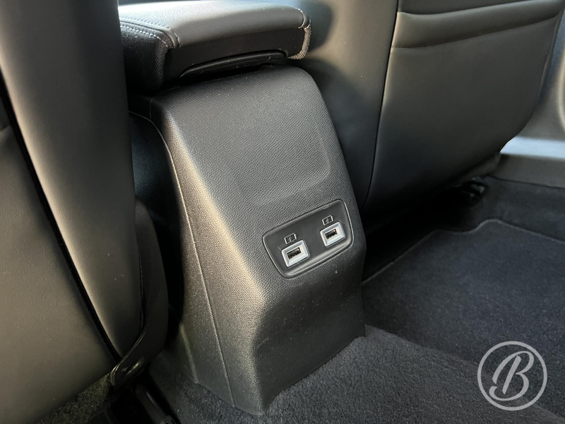 Peugeot e-2008 EV Allure 50 kWh 136 pk Automaat Range tot 300 km — photo 40