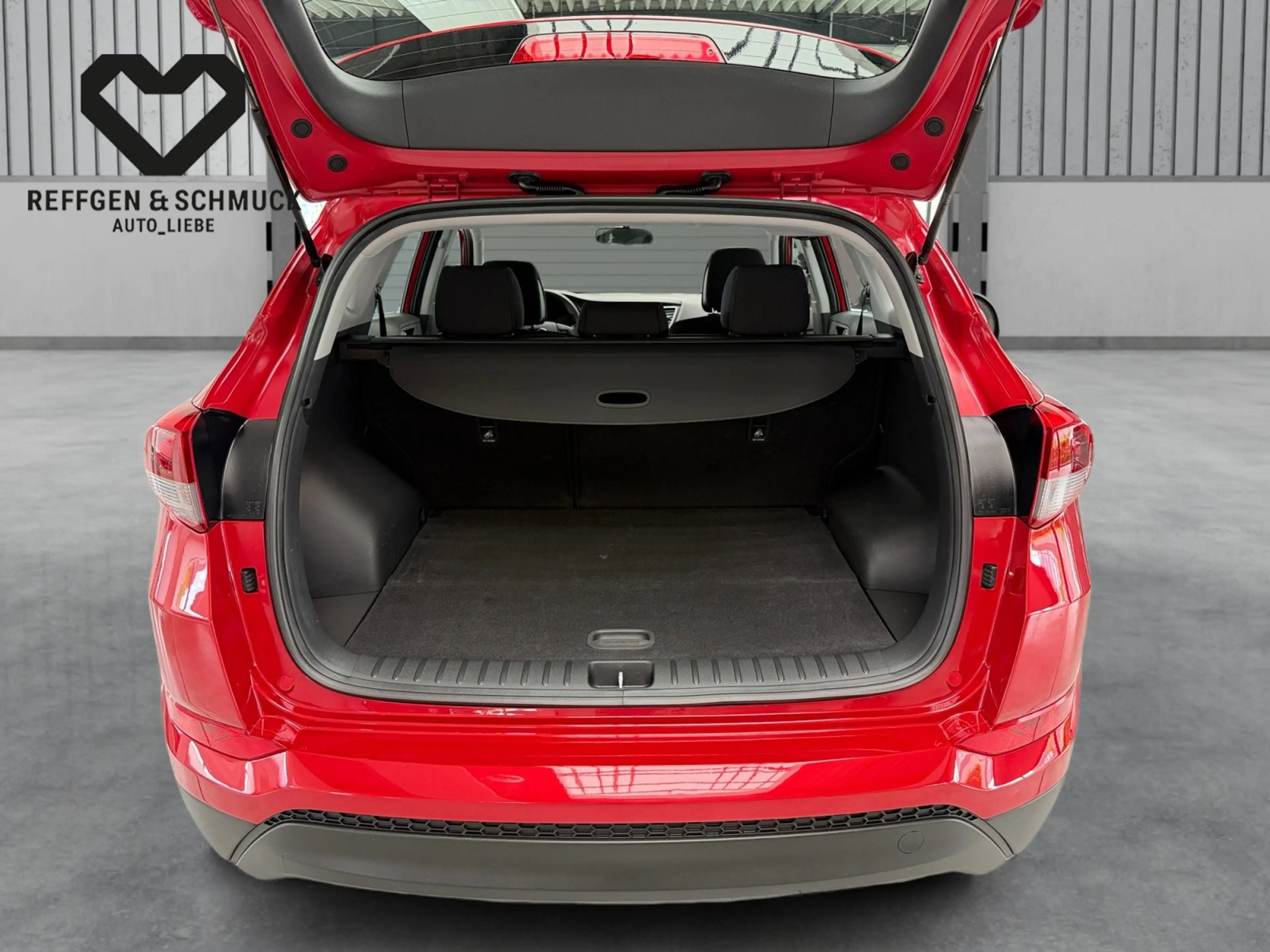 Hyundai TUCSON KLIMAANLAGE+ALLWETTER+EINPARKHILF+ALU+TÜV — photo 18