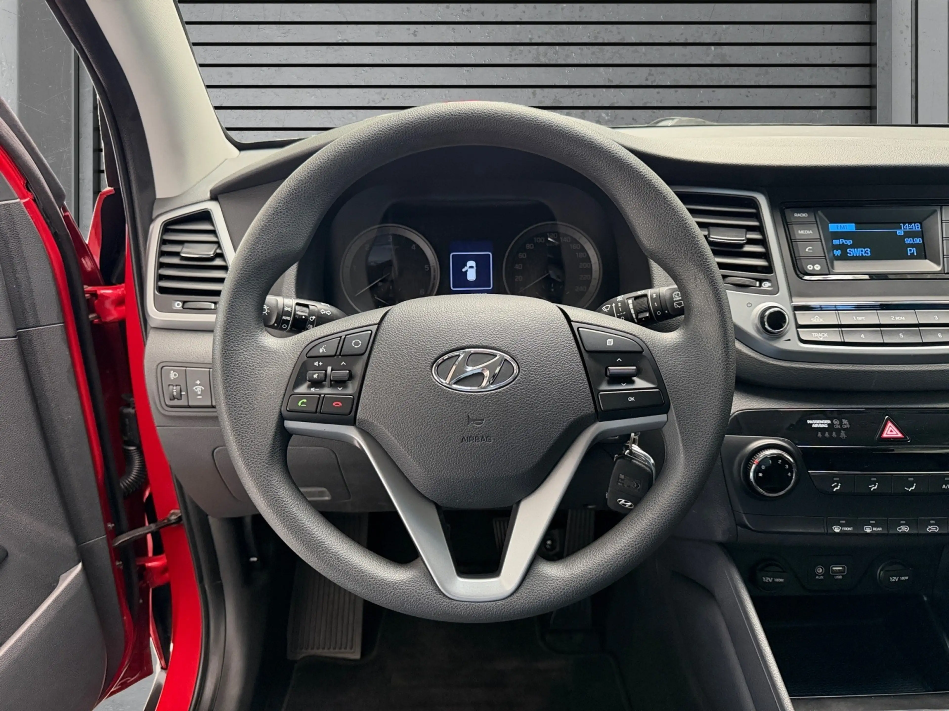 Hyundai TUCSON KLIMAANLAGE+ALLWETTER+EINPARKHILF+ALU+TÜV — photo 12