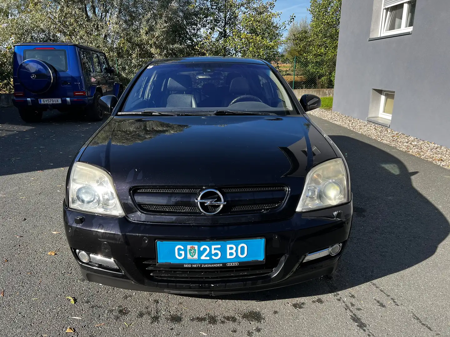 Opel Signum 3.0 V6 CDTI Elegance Aut. Чорний - 2