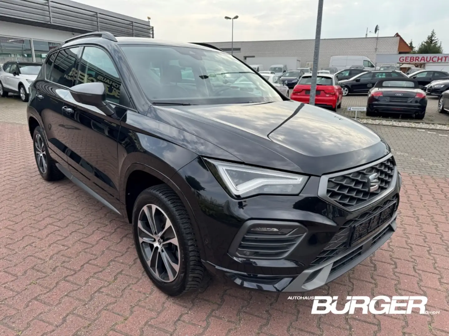 SEAT Ateca FR 2.0 TDI Navi LED Kamera Winterpaket el.Heckklap Schwarz - 1